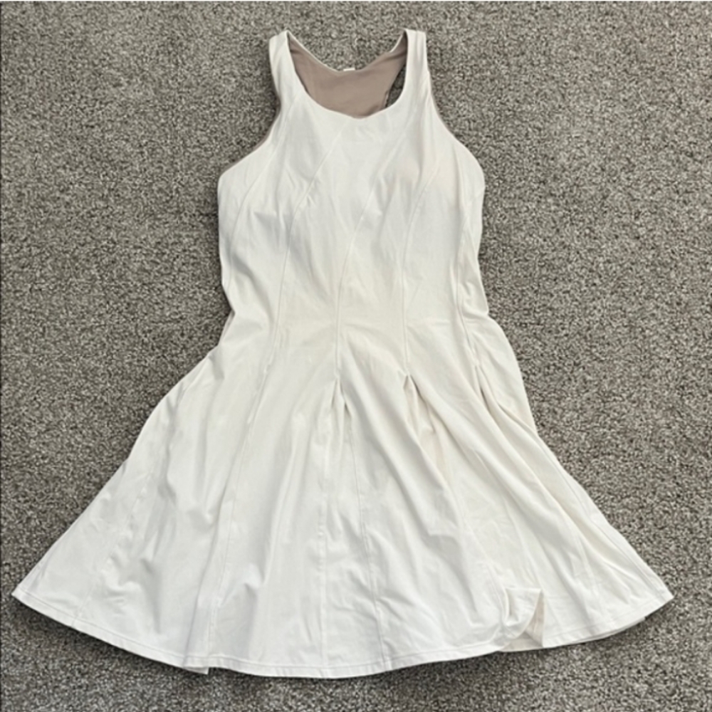 Lululemon Court Crush Dress Ivory Athletic Tennis Golf Sporty Size 4 - Picture 2 of 7
